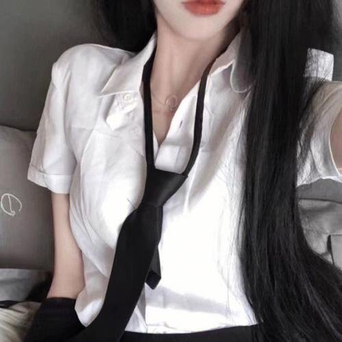 裙角飞扬的时光